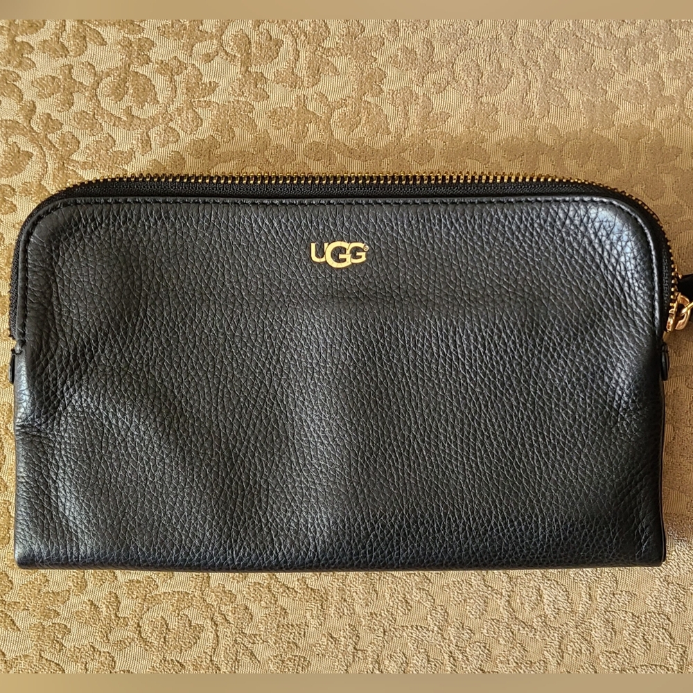 UGG Leather Wallet
